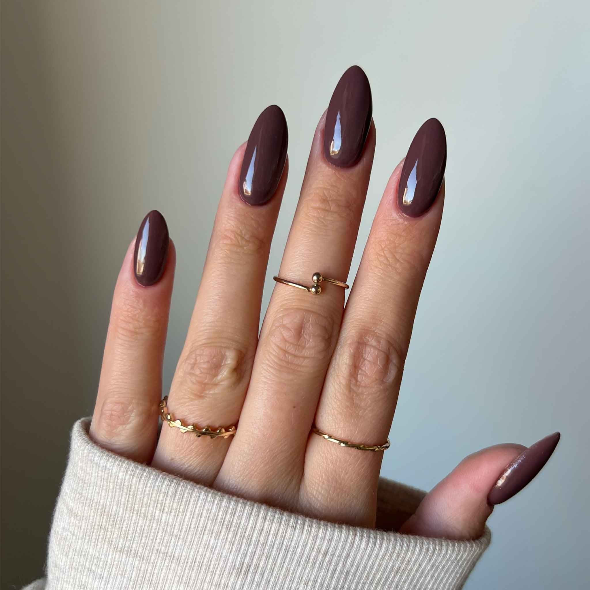 Oak Dark Chocolate Brown Nail Powder | Brown Nail Designs | GLAMRDiP