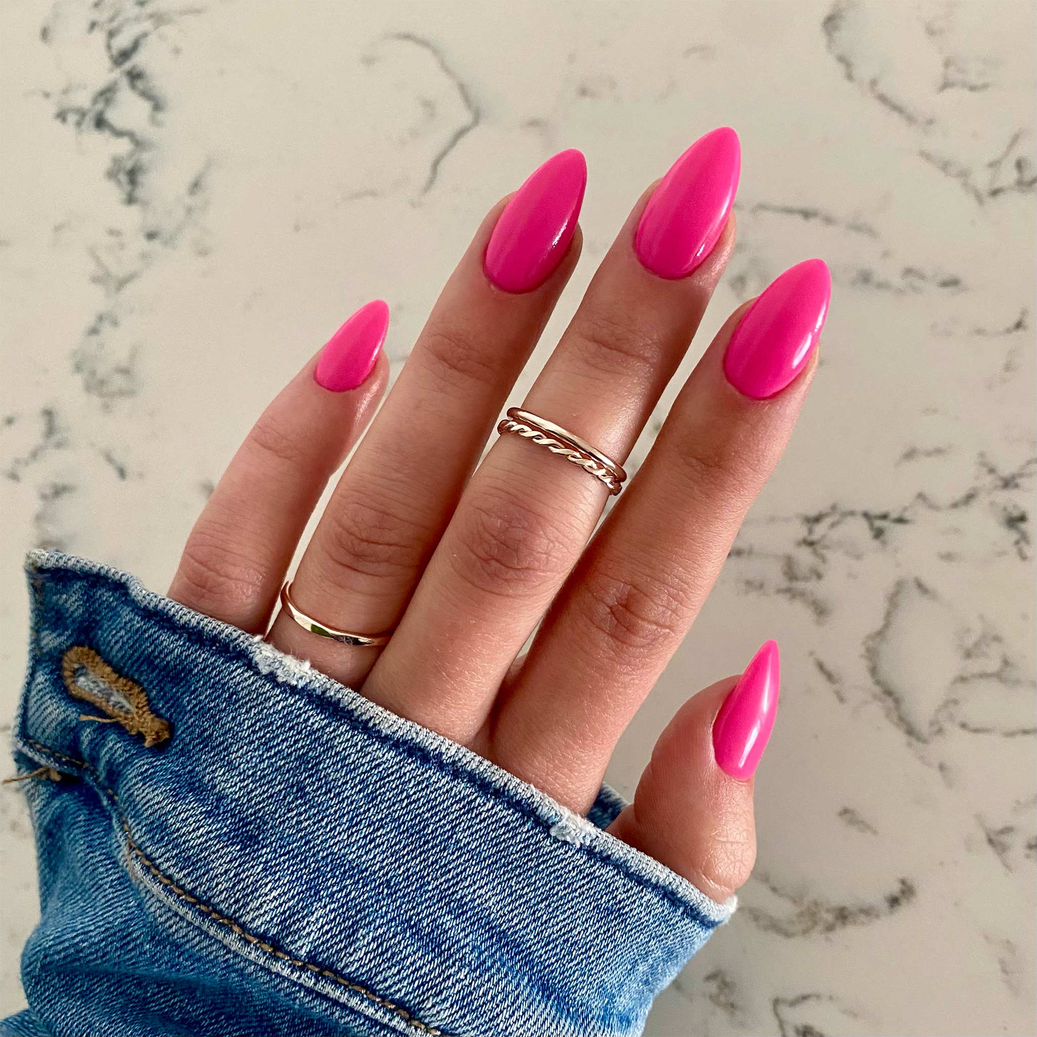 Glossy Pink Nails That Shine Bright
