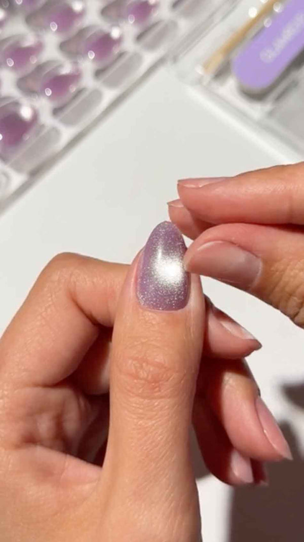Velvet nails