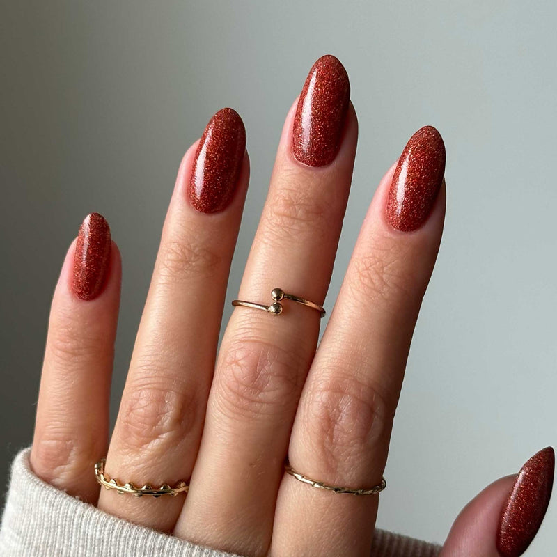 Un Rustle Rustle Maroon Glitter Nail Powder | Dark Nail Designs | GLAMRDiP